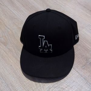 Black Outine 59FIFTY Fitted